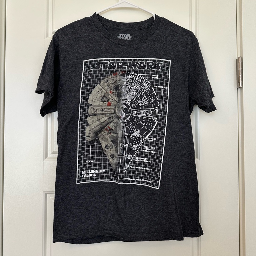 Star Wars Millennium Falcon Graphic T-Shirt - Black Size Medium
